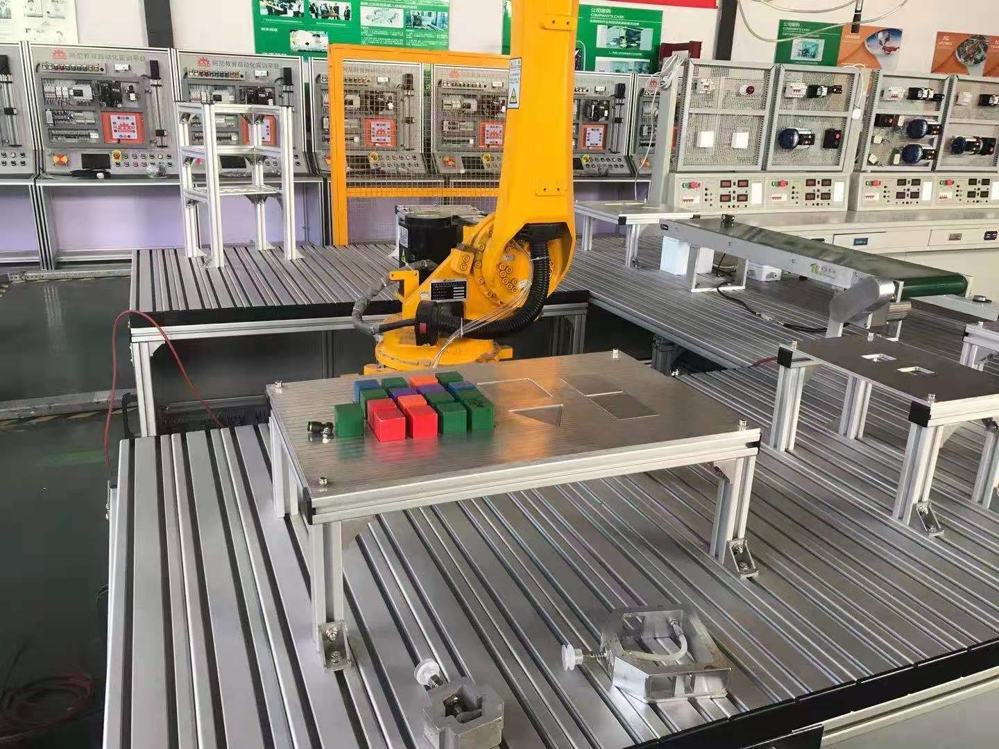 河北省工业数控技工学校
